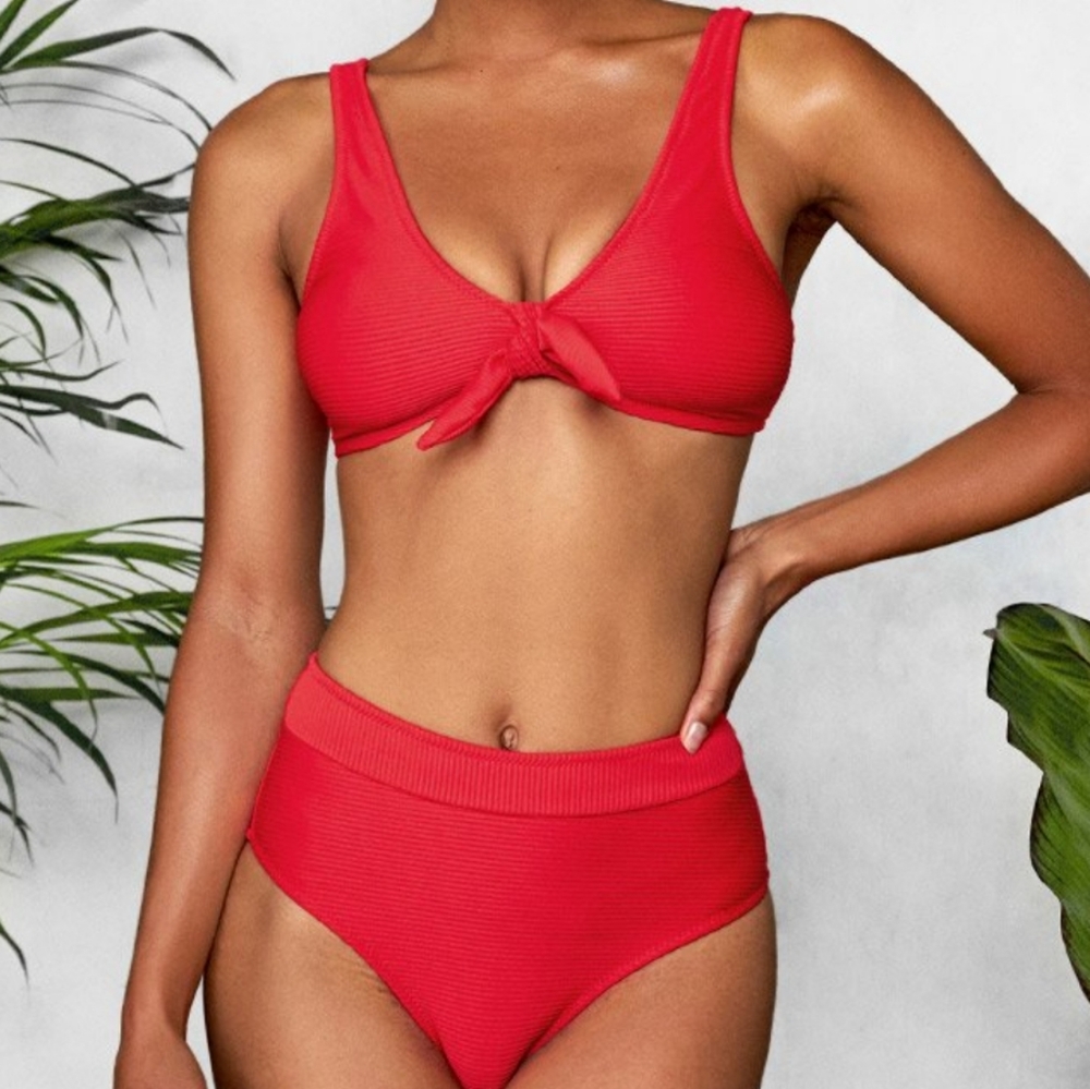 CUPSHE Red ribbed knot bikini set